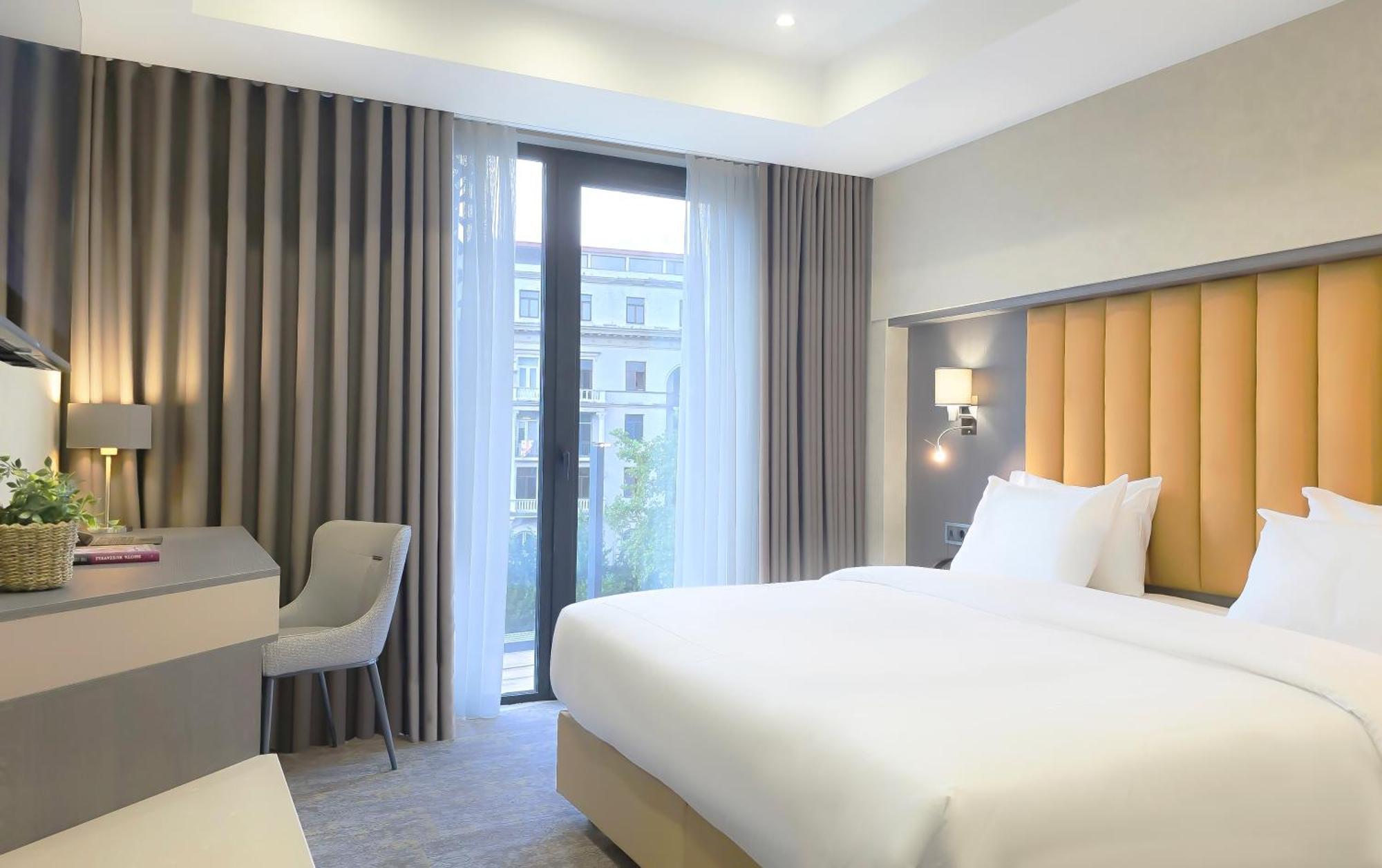 Griffin Hotel Tbilisi Ngoại thất bức ảnh
