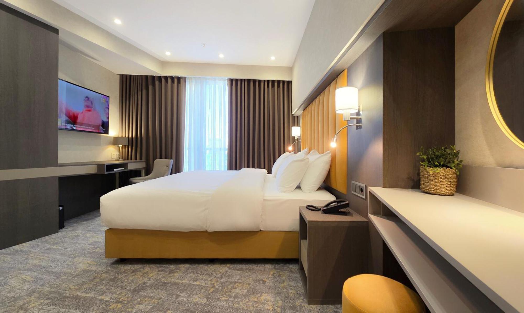 Griffin Hotel Tbilisi Ngoại thất bức ảnh