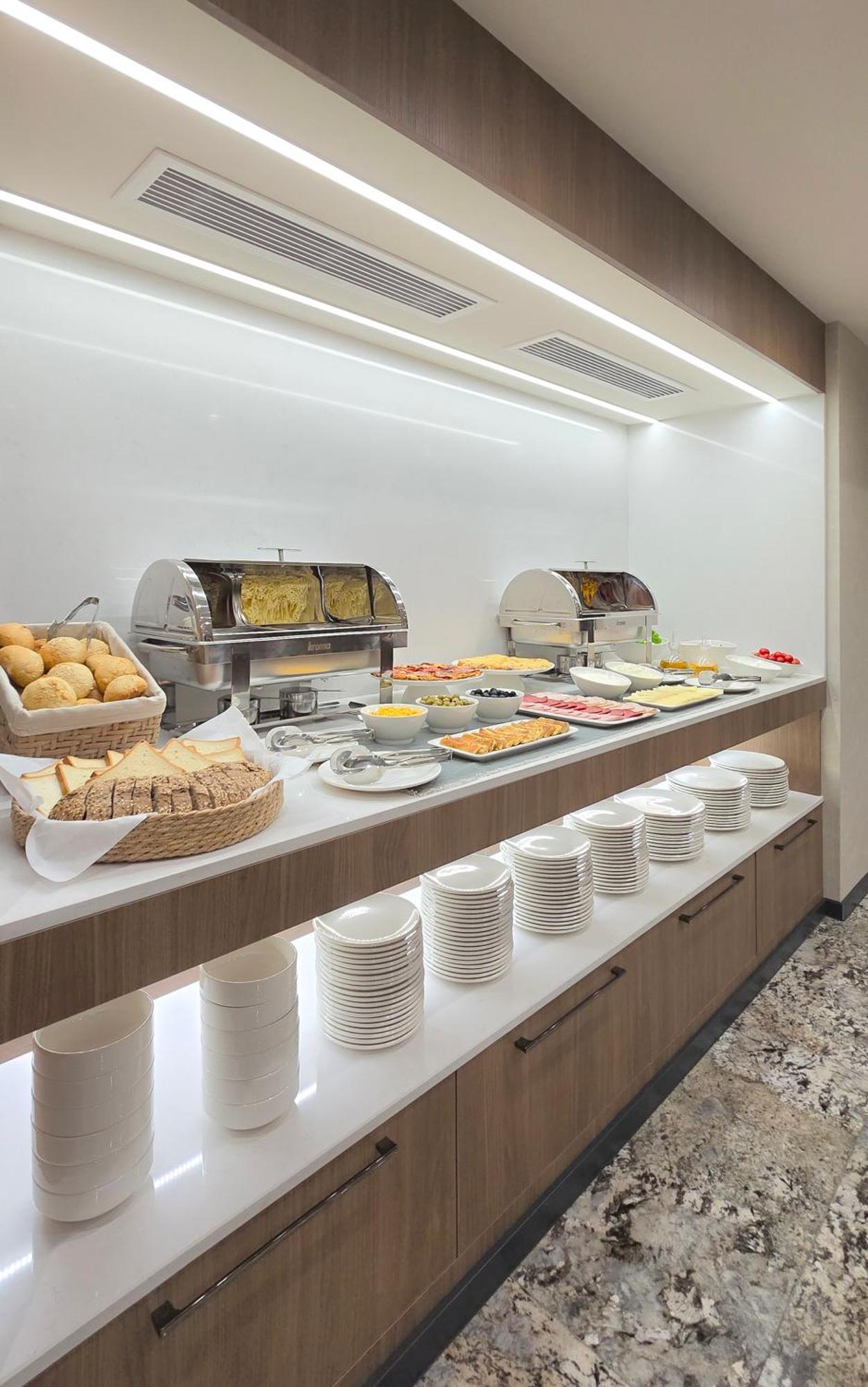 Griffin Hotel Tbilisi Ngoại thất bức ảnh