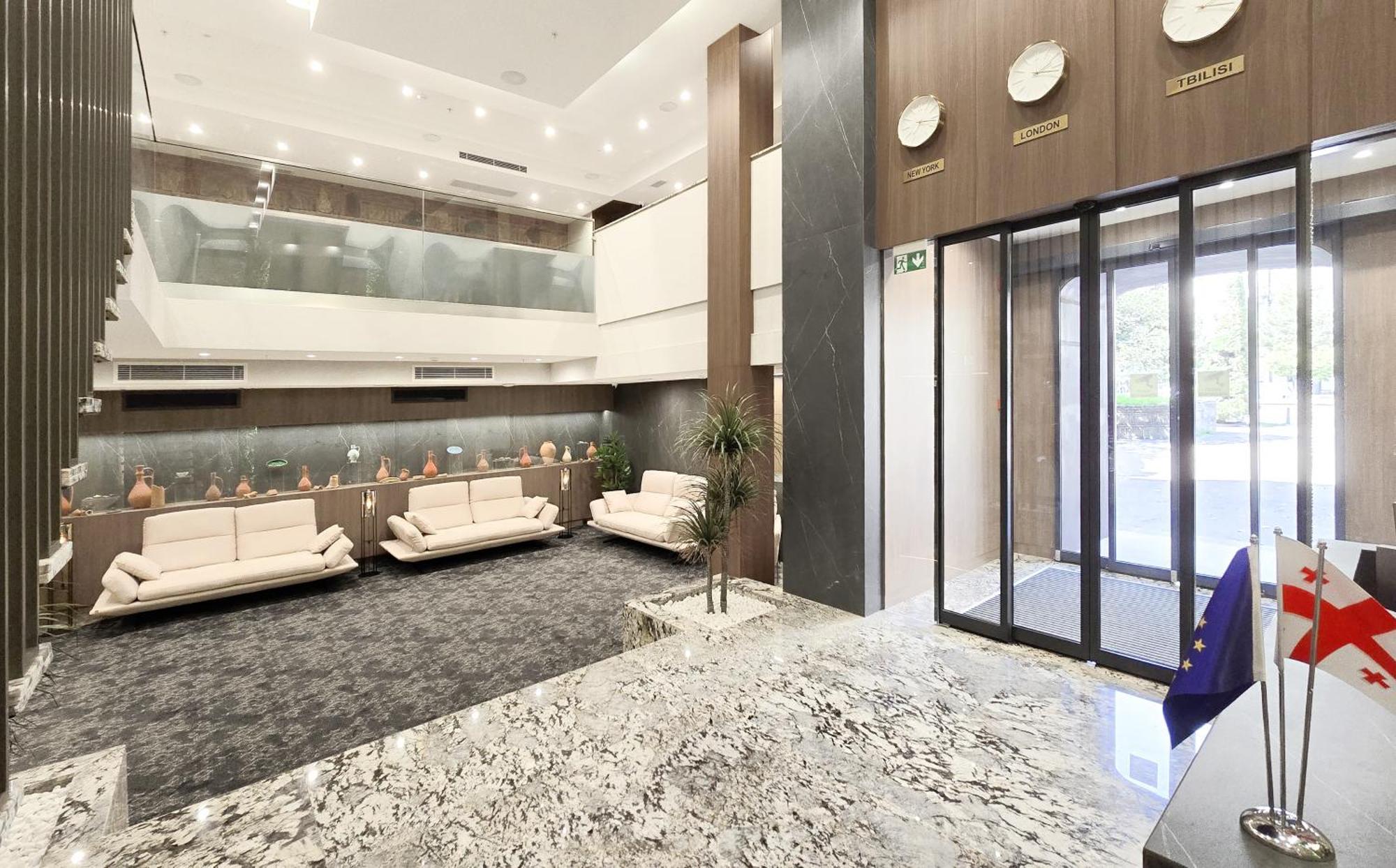 Griffin Hotel Tbilisi Ngoại thất bức ảnh
