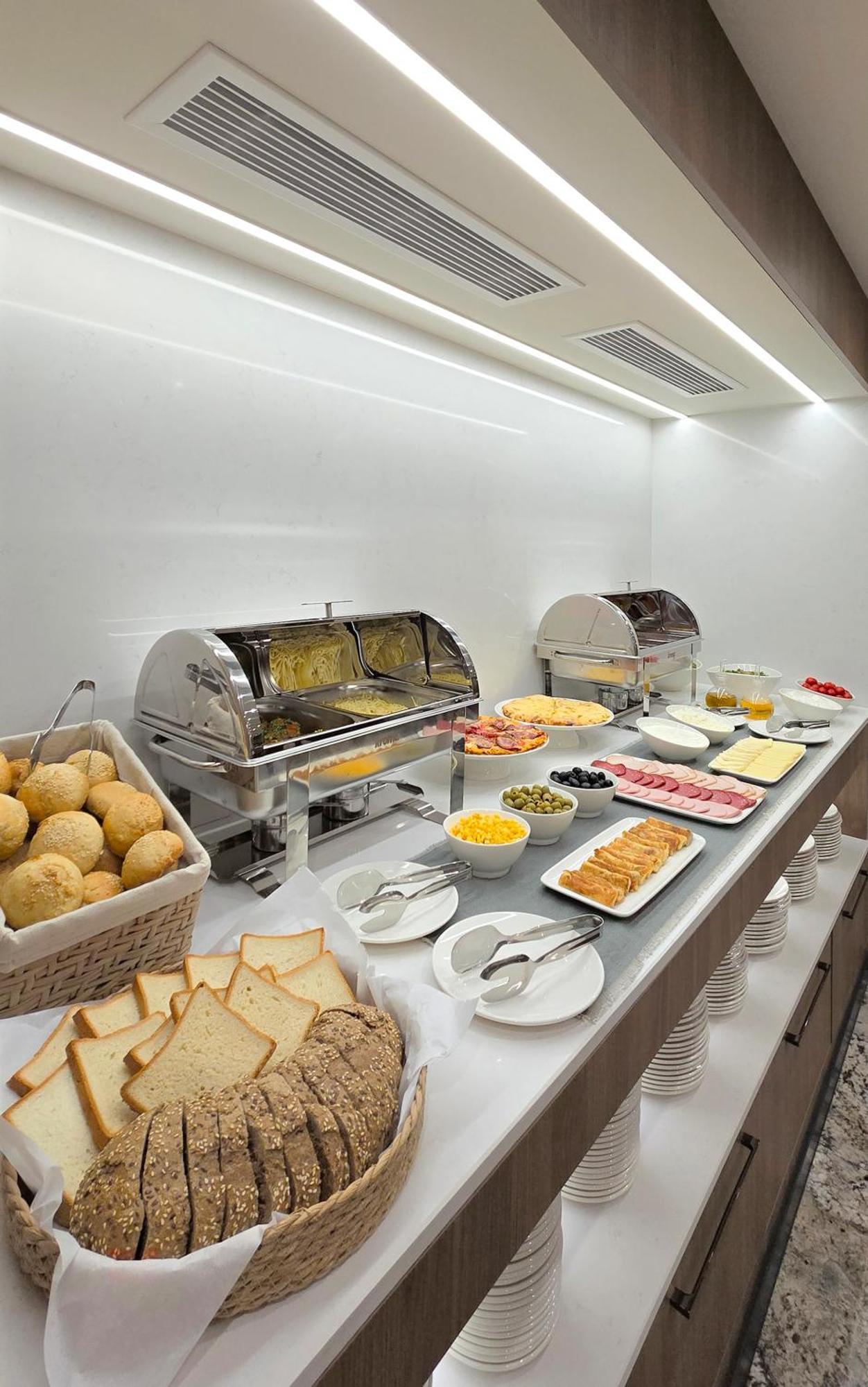 Griffin Hotel Tbilisi Ngoại thất bức ảnh