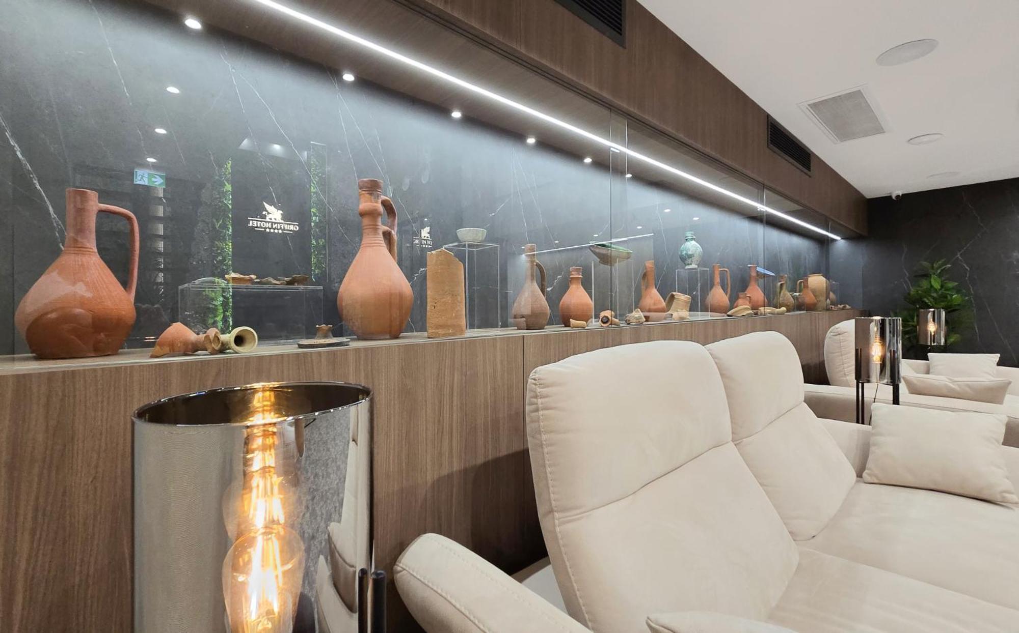 Griffin Hotel Tbilisi Ngoại thất bức ảnh