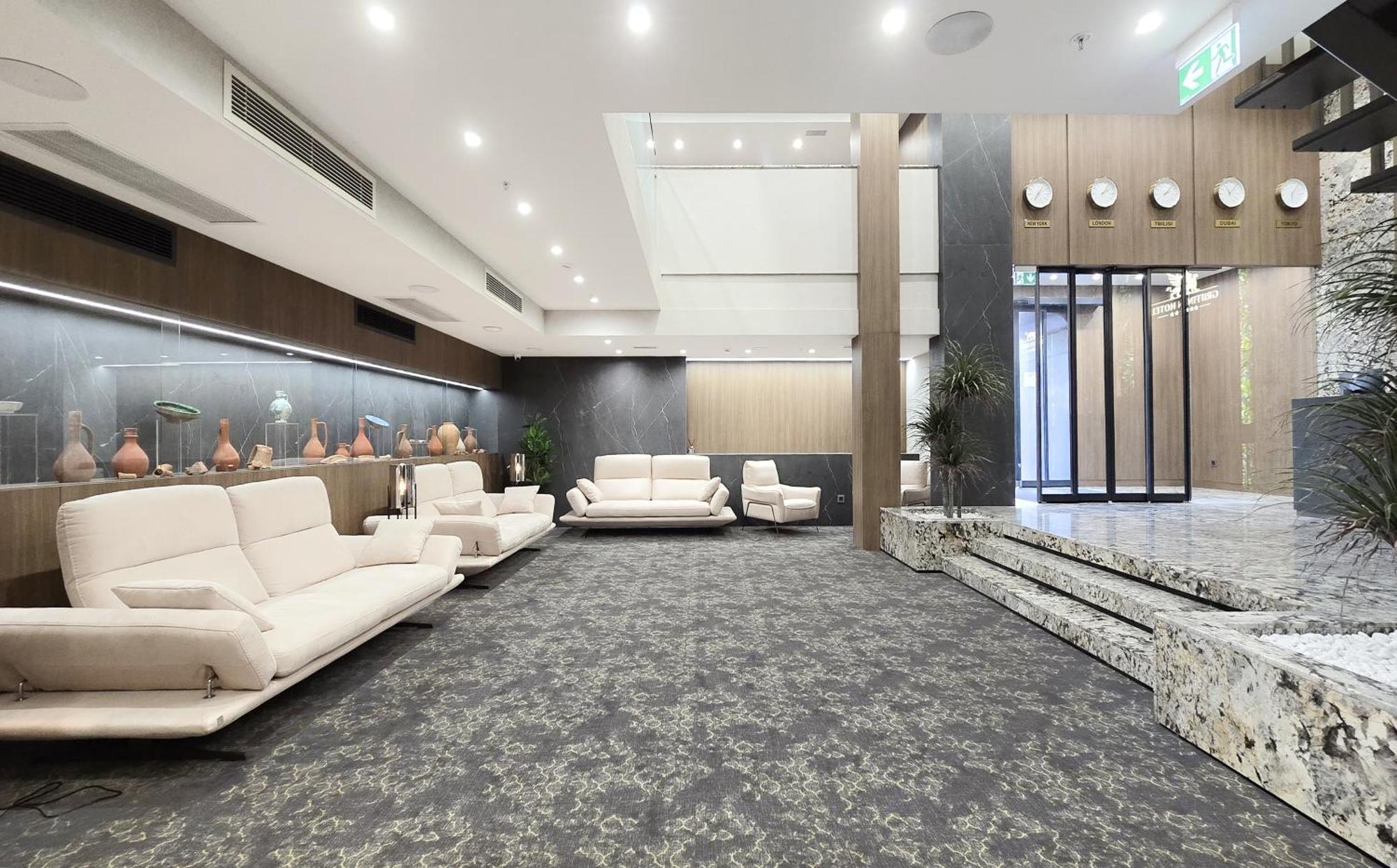 Griffin Hotel Tbilisi Ngoại thất bức ảnh