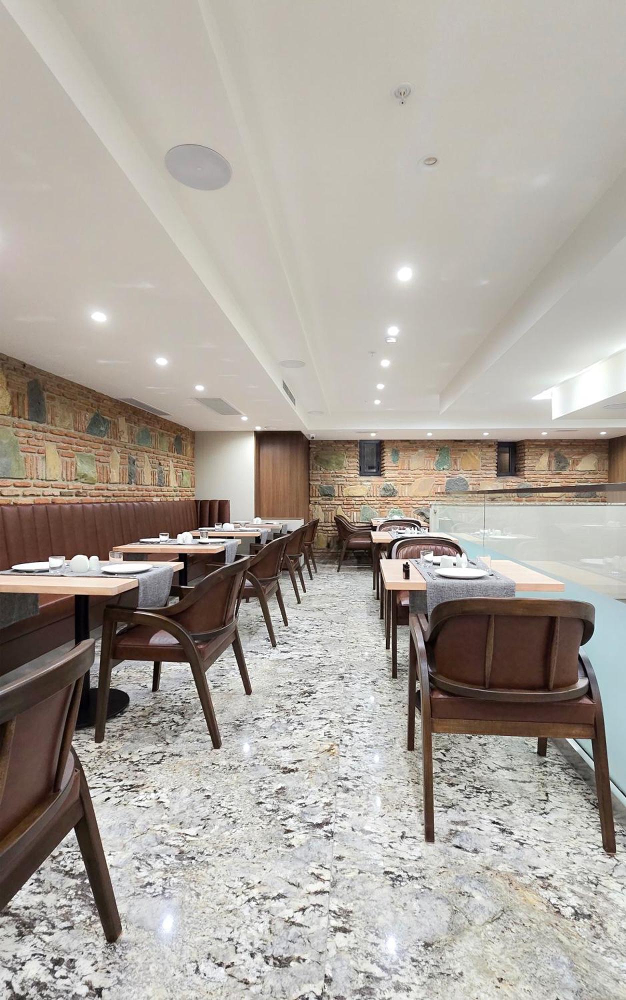 Griffin Hotel Tbilisi Ngoại thất bức ảnh