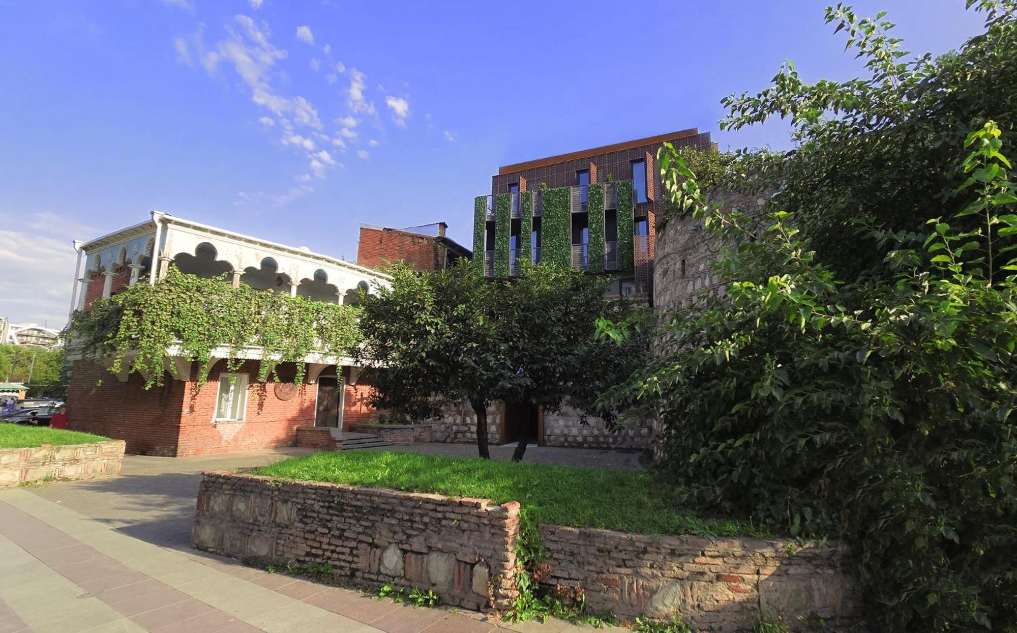 Griffin Hotel Tbilisi Ngoại thất bức ảnh