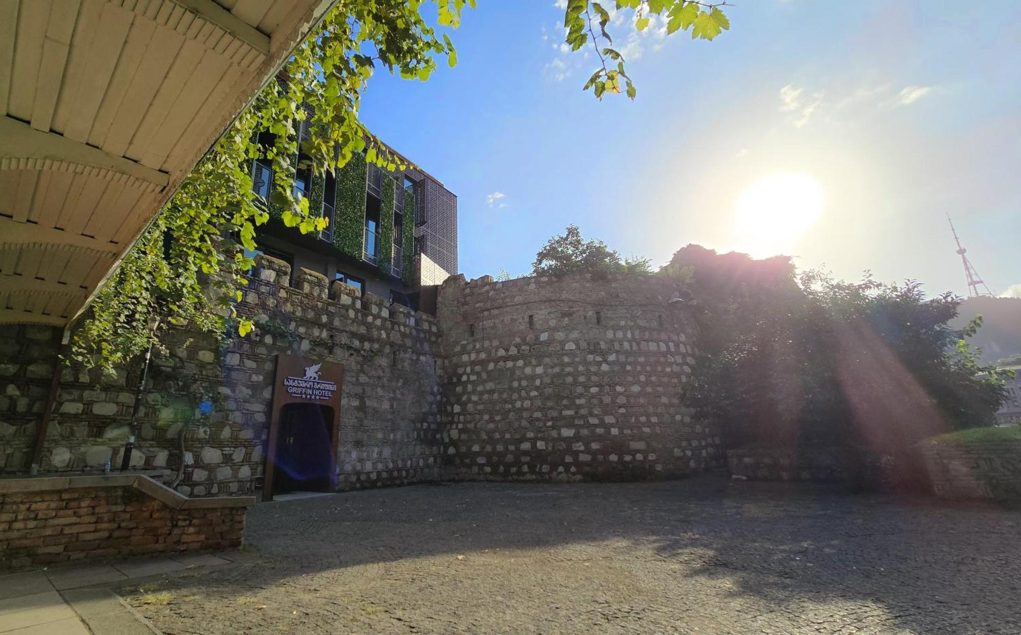 Griffin Hotel Tbilisi Ngoại thất bức ảnh
