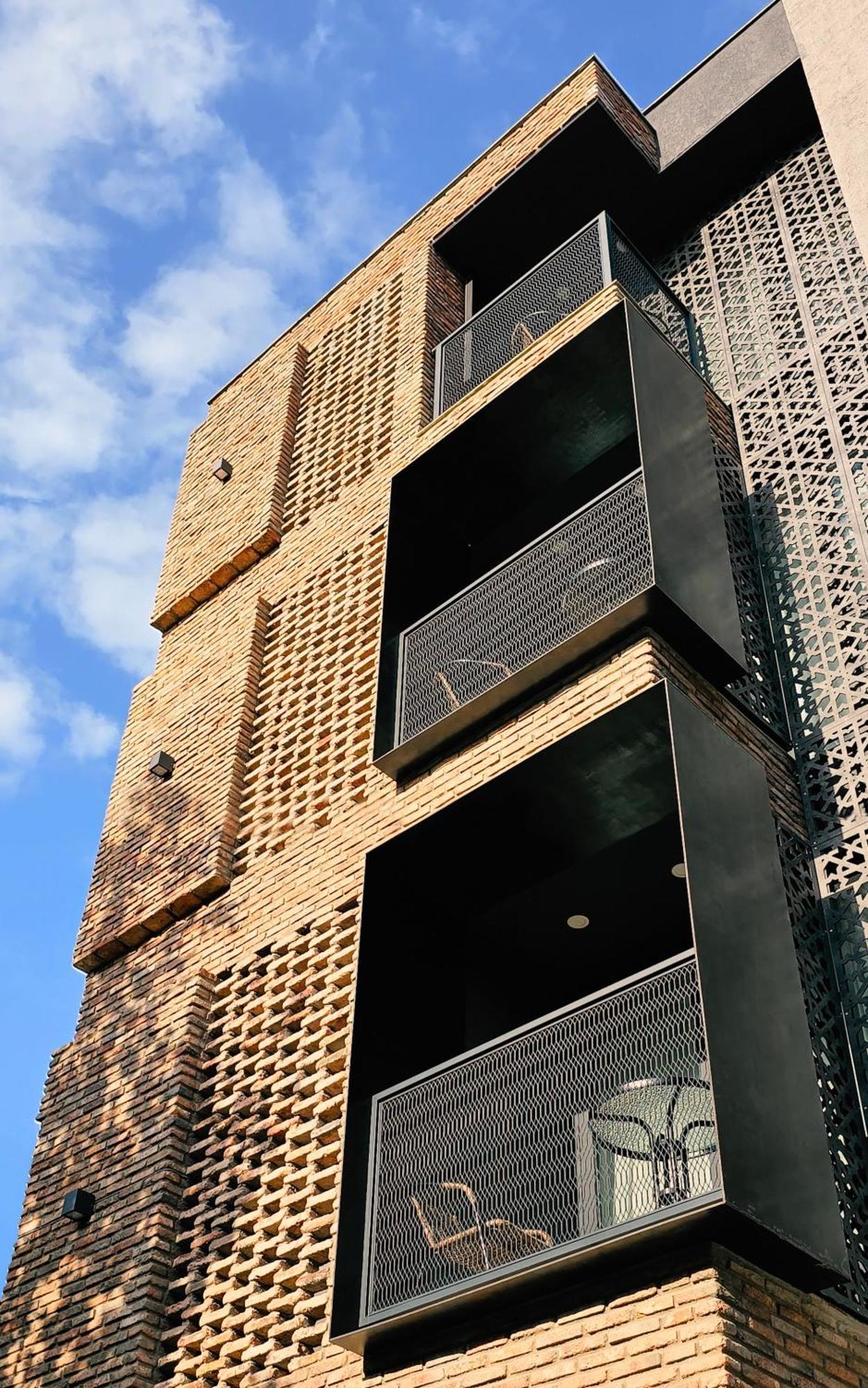 Griffin Hotel Tbilisi Ngoại thất bức ảnh