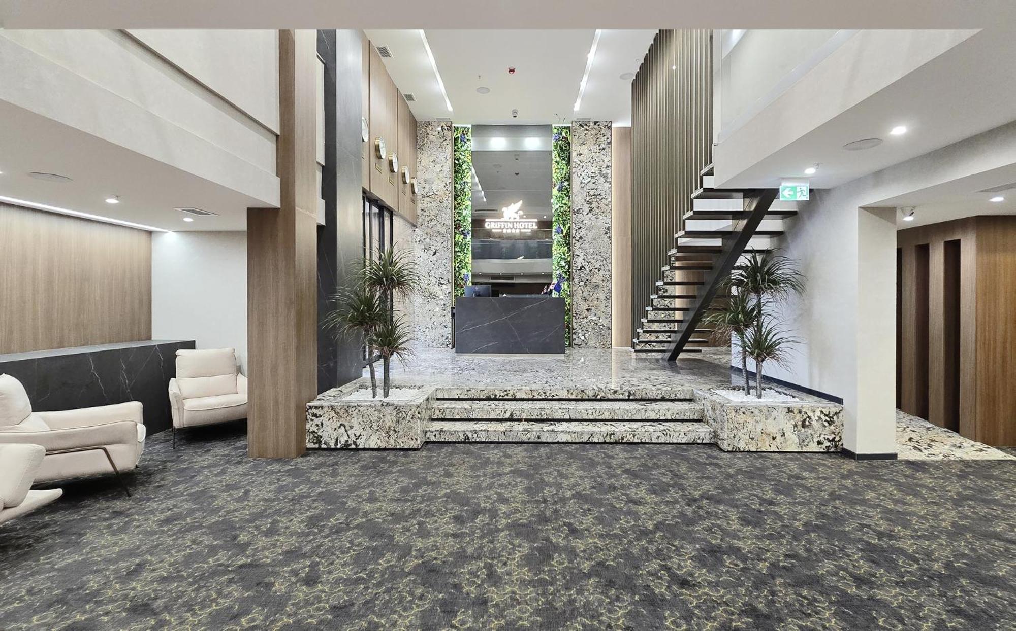 Griffin Hotel Tbilisi Ngoại thất bức ảnh