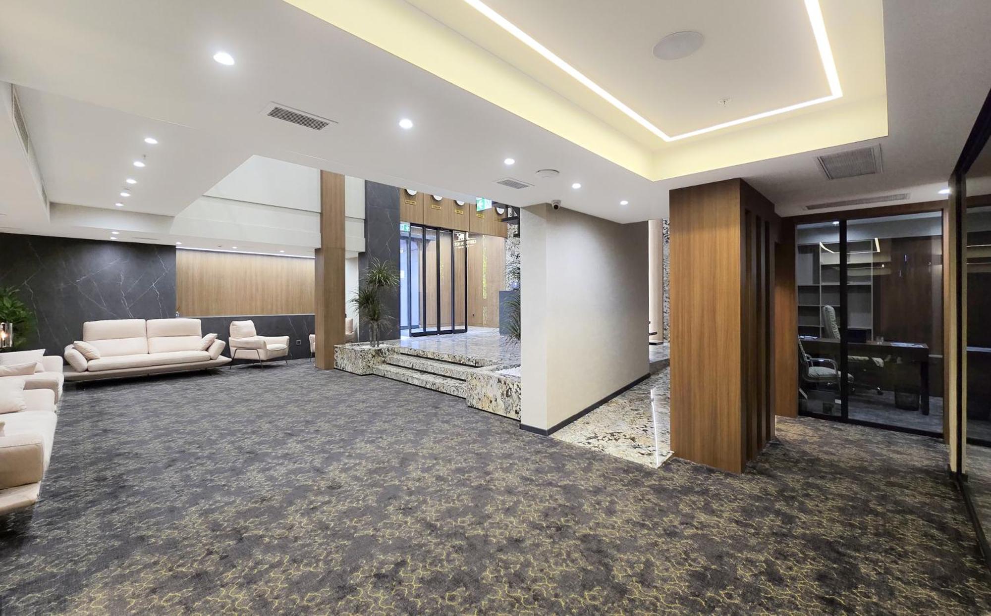 Griffin Hotel Tbilisi Ngoại thất bức ảnh