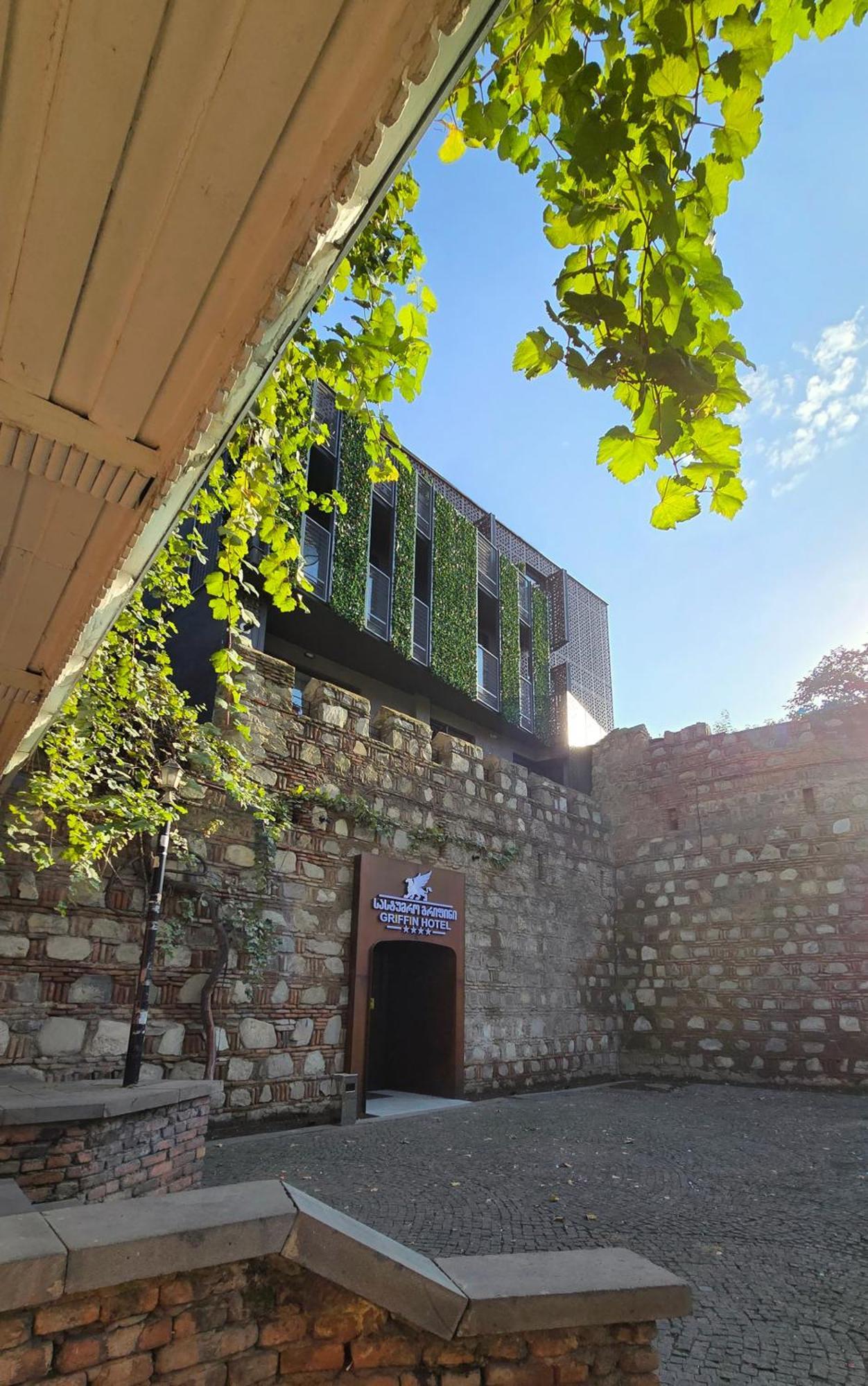 Griffin Hotel Tbilisi Ngoại thất bức ảnh